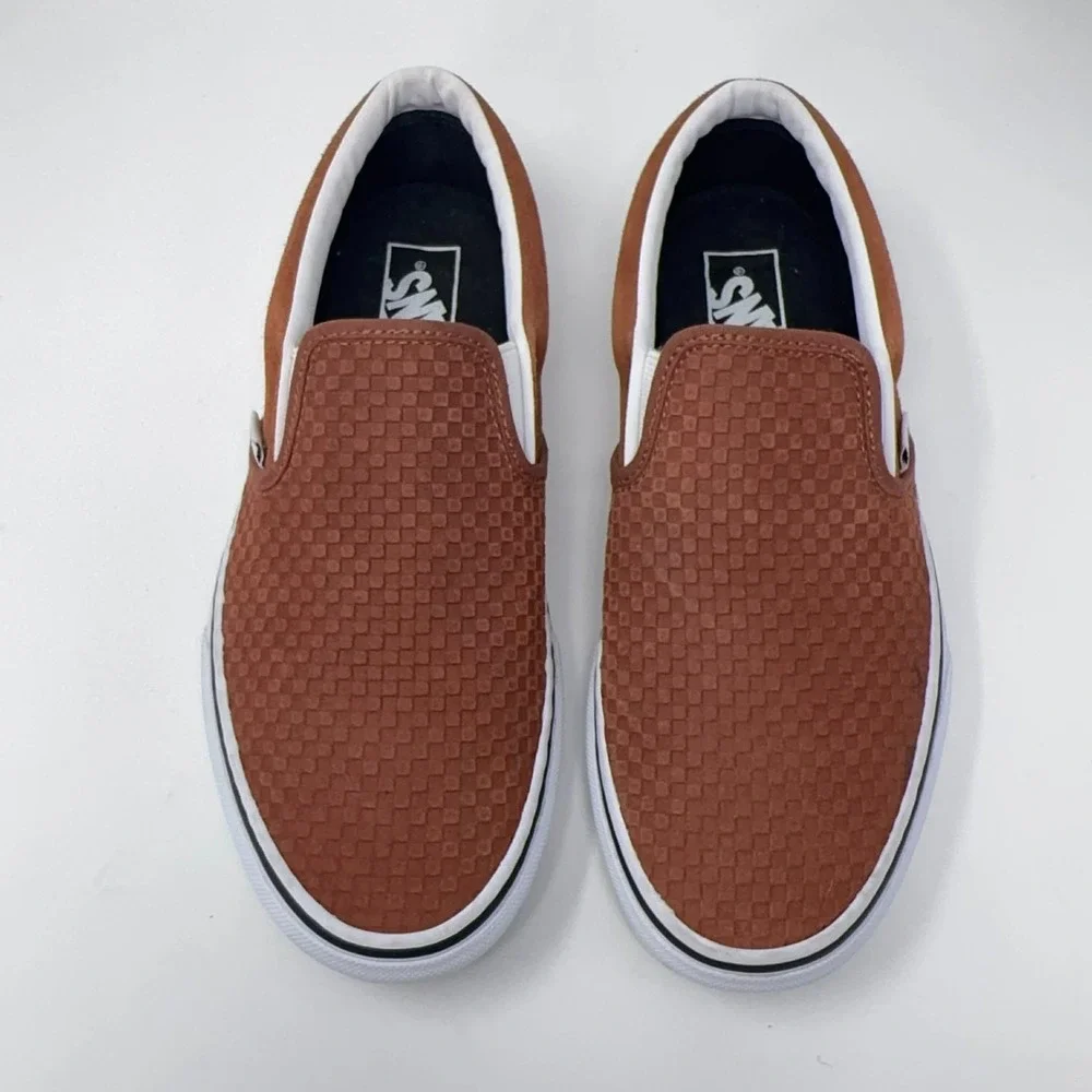 Vans Classic Slip-On Embossed Suede Sneaker Men's 7 Women's 8.5  Awesome Sequoia